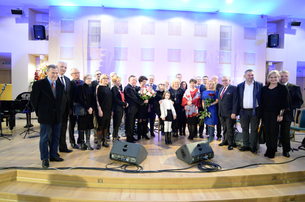 uniwersytet przyrodniczy we wrocławiu koncert noworoczny aukcja charytatywna uczestnicy licytacji