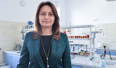 Nowo mianowana prof. Edyta Kostrzewa-Susłow o wyjątkowych właściwościach flawonoidów, odkrywaniu tradycyjnej medycyny i marzeniach naukowca.