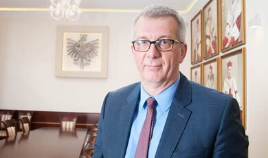 Prof. Jarosław Bosy, prorektor ds. nauki i współpracy z zagranicą, został nowym rektorem Uniwersytetu Przyrodniczego we Wrocławiu. Kadencję rozpocznie 1 września 2020 r.