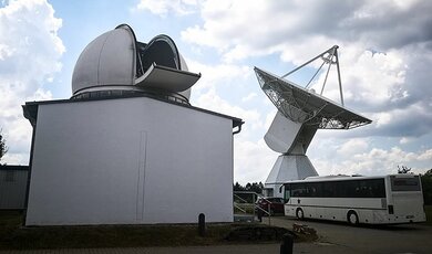 Teleskop laserowy oraz antena do obserwacji pozagalaktycznych kwazarów 